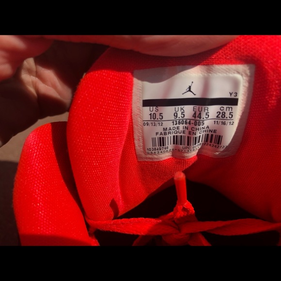 Air Jordan 3 Retro Crimson - Picture 16 of 16